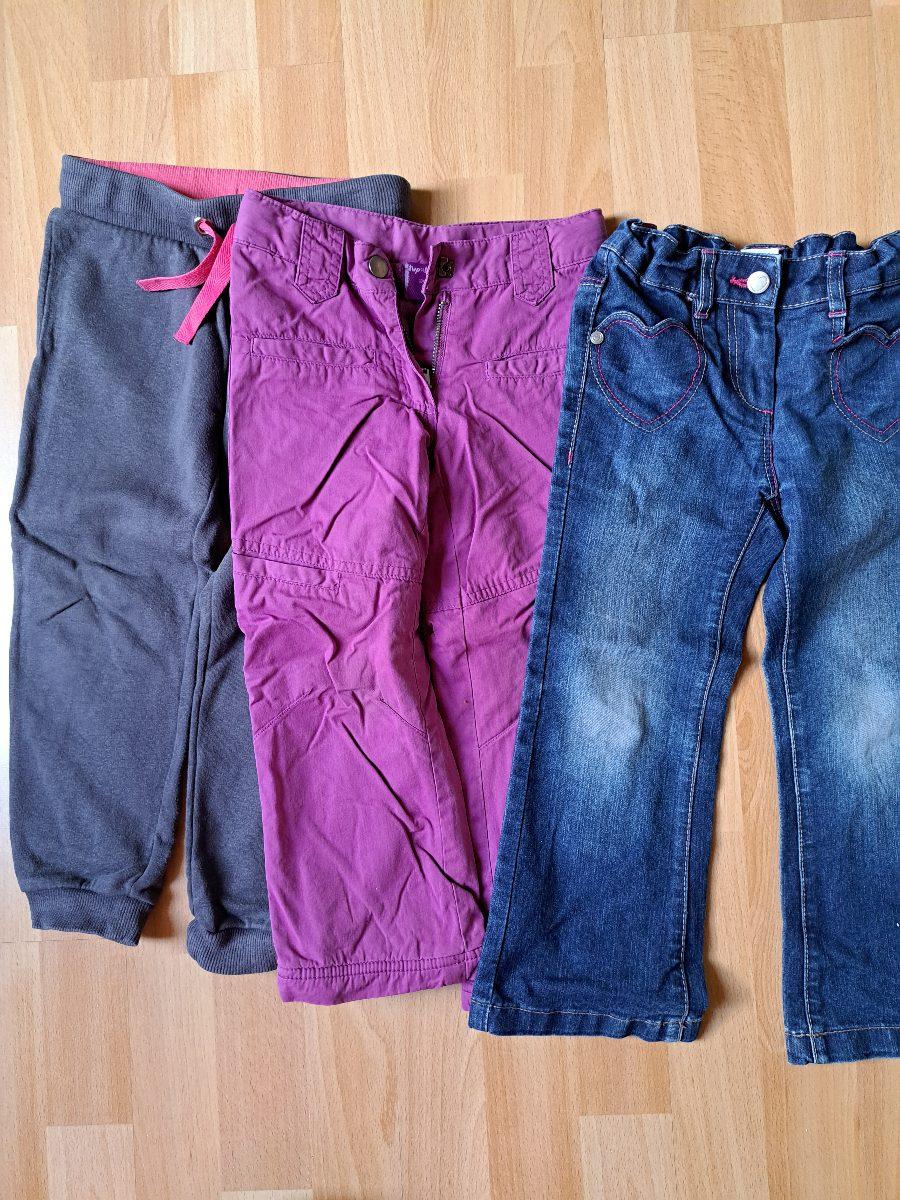 Kinderkleidung Bundel: Hosen und Trainerhose
