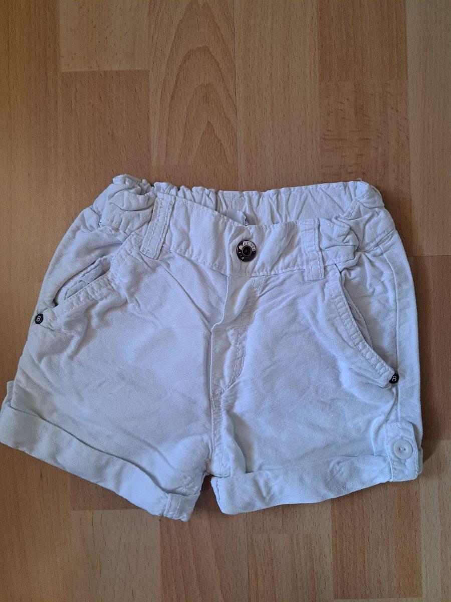Weisse Shorts