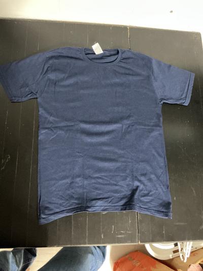 Marineblaues T-Shirt