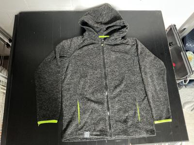 Faserpelzjacke grau mit Neon-Details
