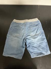 Jeans-Shorts hellblau 2