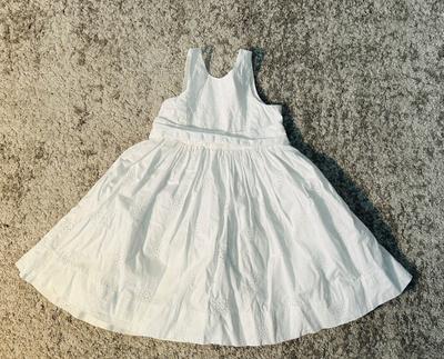 Weisses Kleid