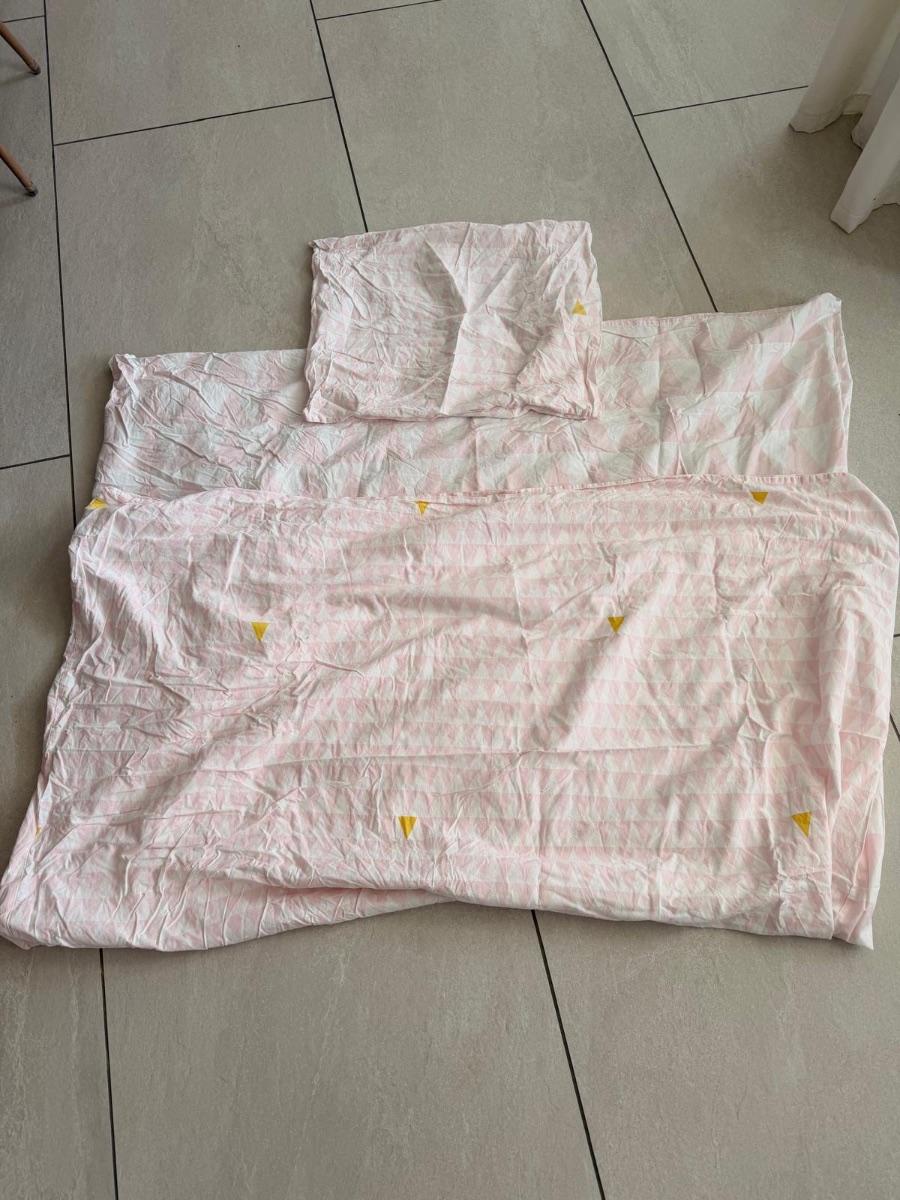 Bettwäsche-Set rosa mit Motiven