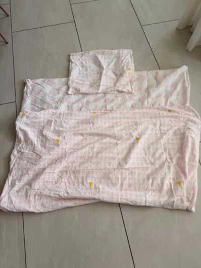 Bettwäsche-Set rosa mit Motiven