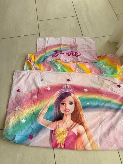 Barbie Bettwäsche-Set mit Regenbogen