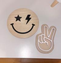 Holz Wanddeko Set mit Smiley und Auto 1