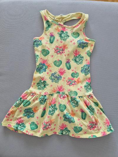 Kleid mit Kaktus- und Blumenmuster
