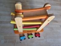 Holz-Kullerbahn mit Autos 2