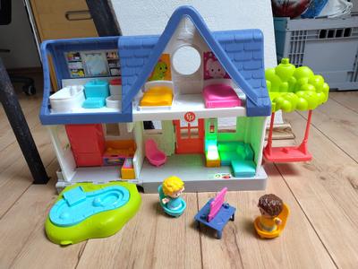 Little People Puppenhaus mit Zubehör und Figuren