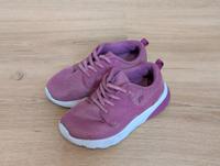 Pinke Turnschuhe von Fila 1