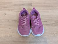 Pinke Turnschuhe von Fila 2