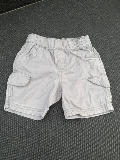 kurze Hose grau