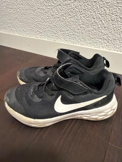 Nike Laufschuh Schwarz-Weiss Grösse 29.5